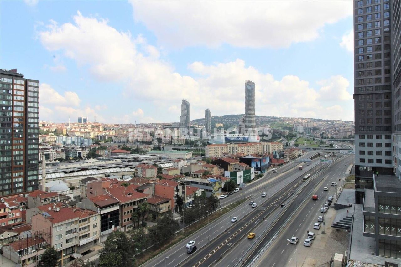 Apartment in Istanbul, Turkey, 216 m² - picture 1