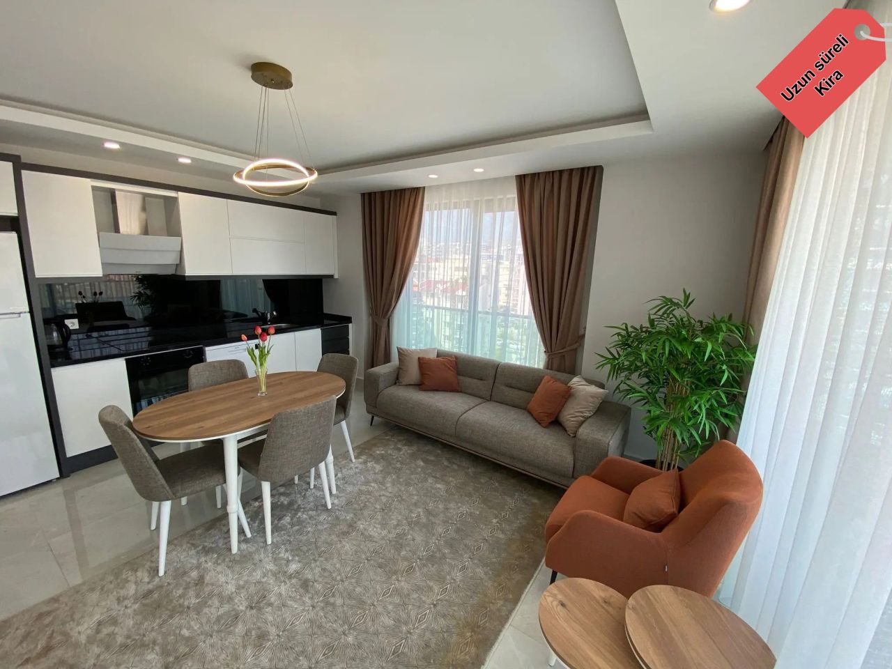 Flat in Alanya, Turkey - picture 1