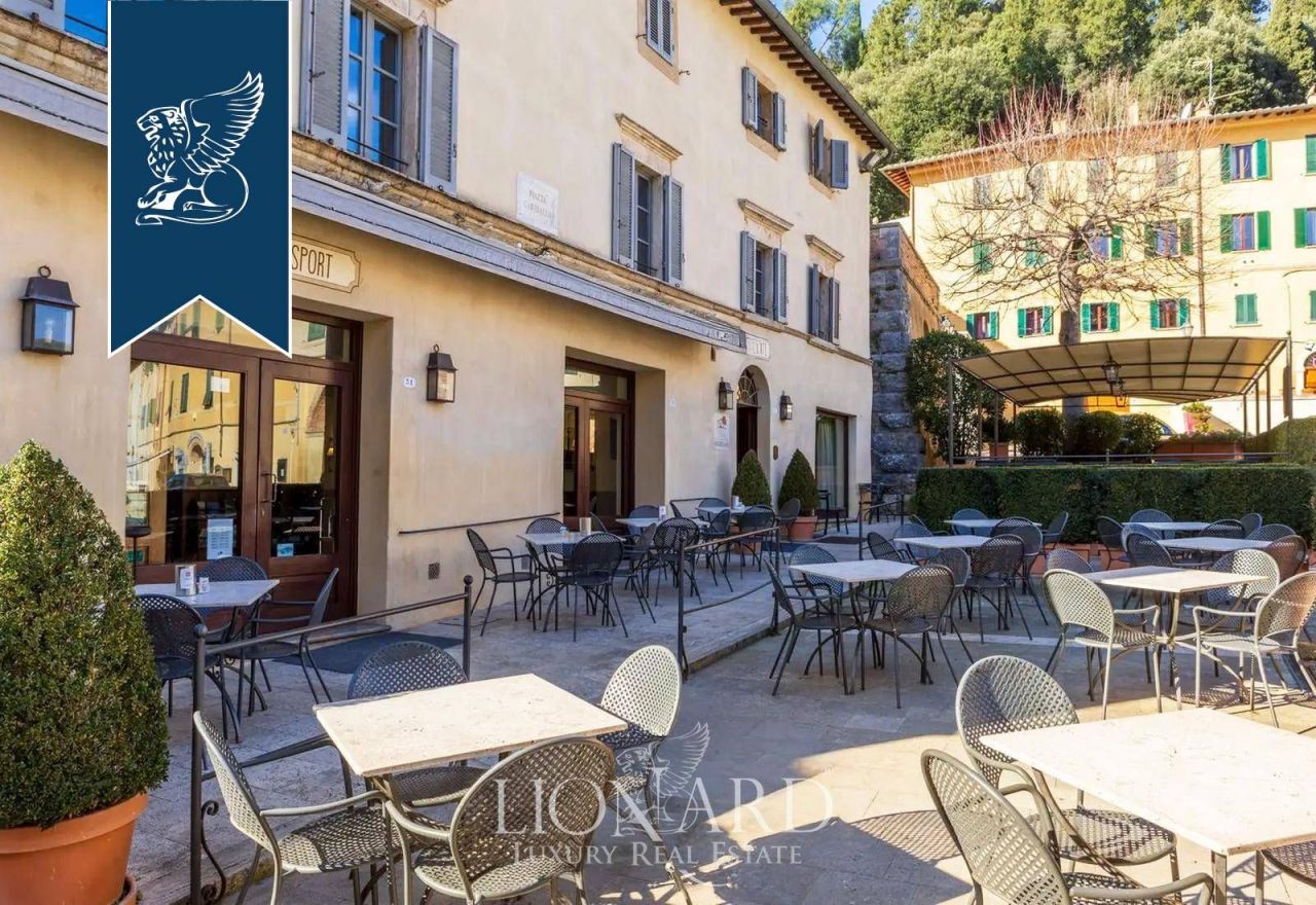 Maison à Cetona, Italie, 900 m² - image 2