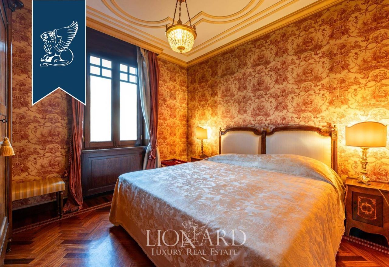 Villa in Milan, Italy, 500 m² - picture 15