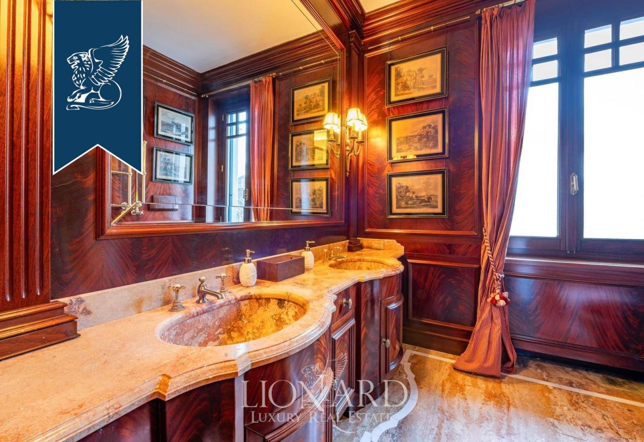 Villa in Milan, Italy, 500 m² - picture 16