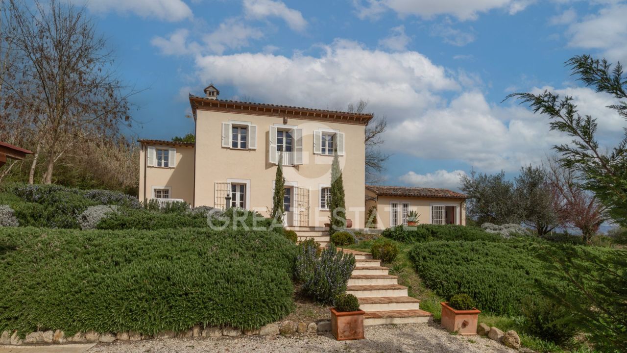 Haus in Todi, Italien, 248.25 m² - Foto 1