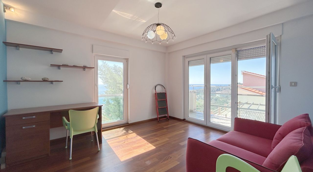Piso en Petrovac, Montenegro, 140 m² - imagen 14