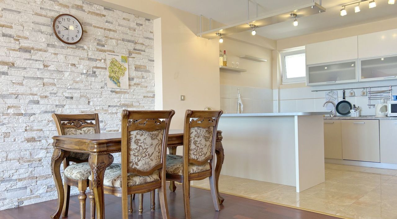 Piso en Petrovac, Montenegro, 140 m² - imagen 11