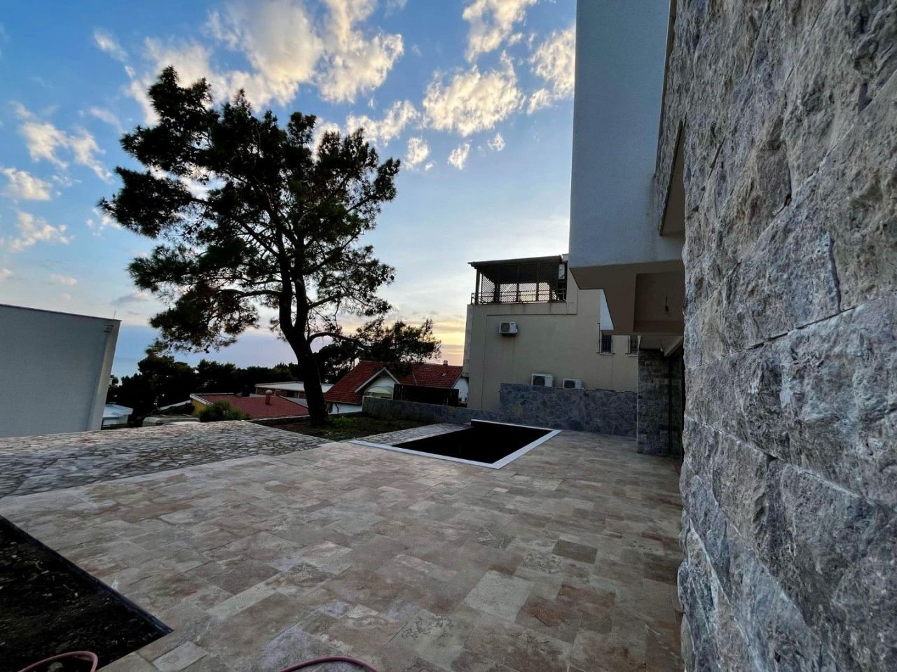 Haus in Bar, Montenegro, 292 m² - Foto 3
