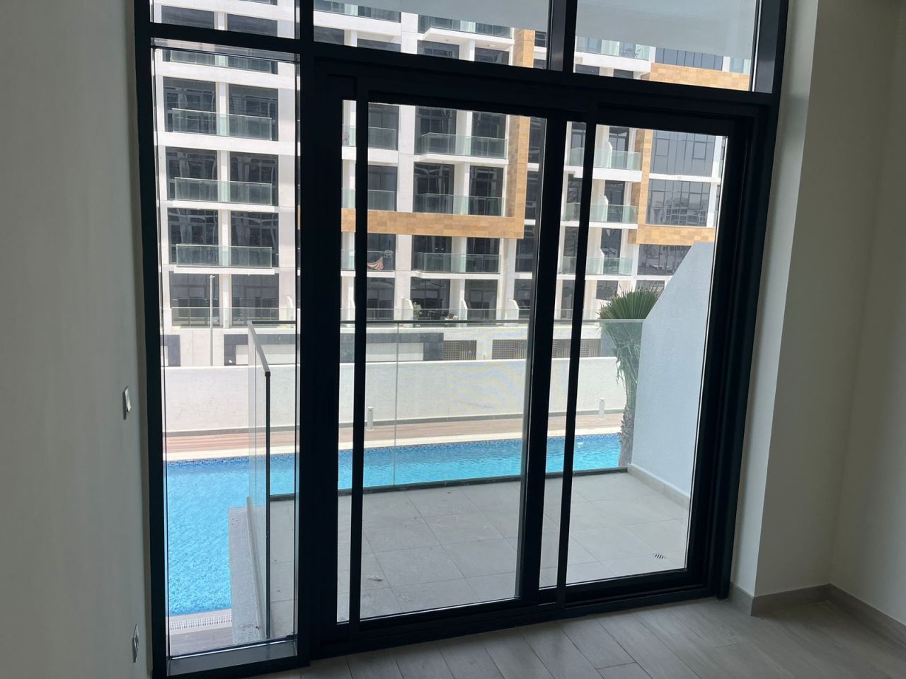 Studio à Dubaï, EAU, 32 m² - image 2