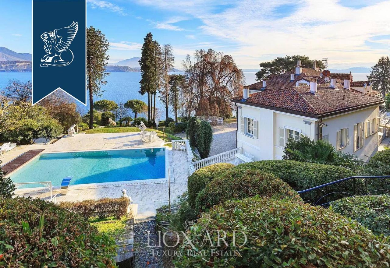 Villa à Stresa, Italie, 1 700 m² - image 1