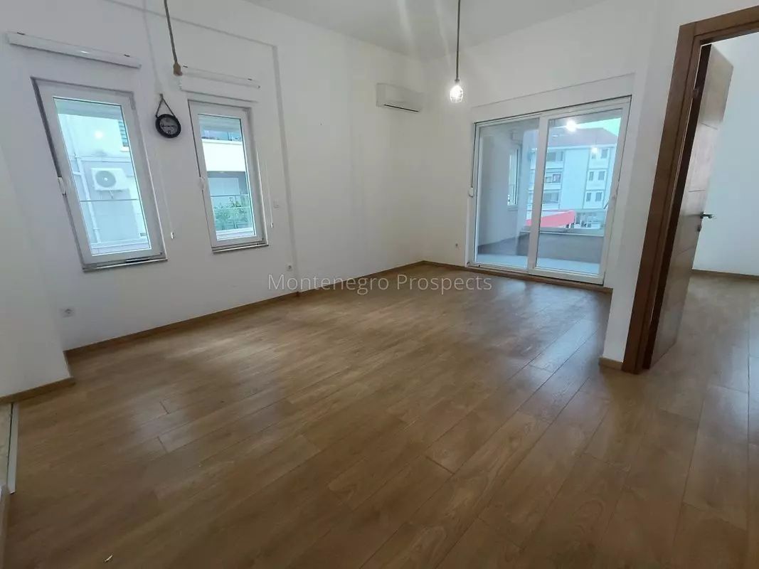 Apartamento en Budva, Montenegro, 43 m² - imagen 1