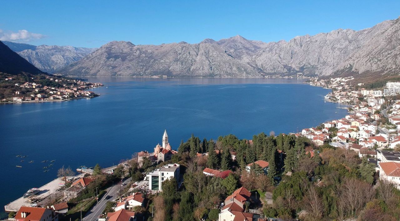 Terreno a Dobrota, Montenegro, 754 m2 - foto 6