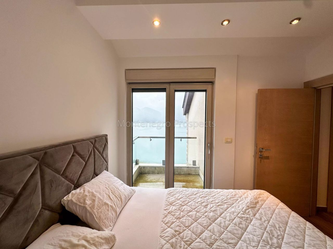 Apartment in Kotor, Montenegro, 69 m² - Foto 8