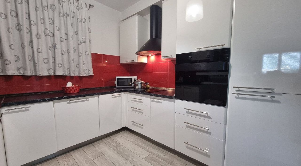 House in Dobrota, Montenegro, 289 m² - picture 12