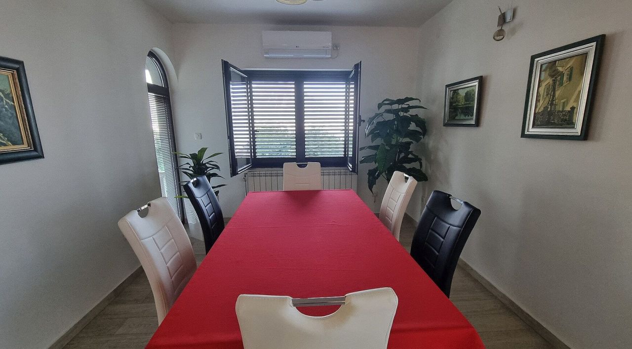 House in Dobrota, Montenegro, 289 m² - picture 13