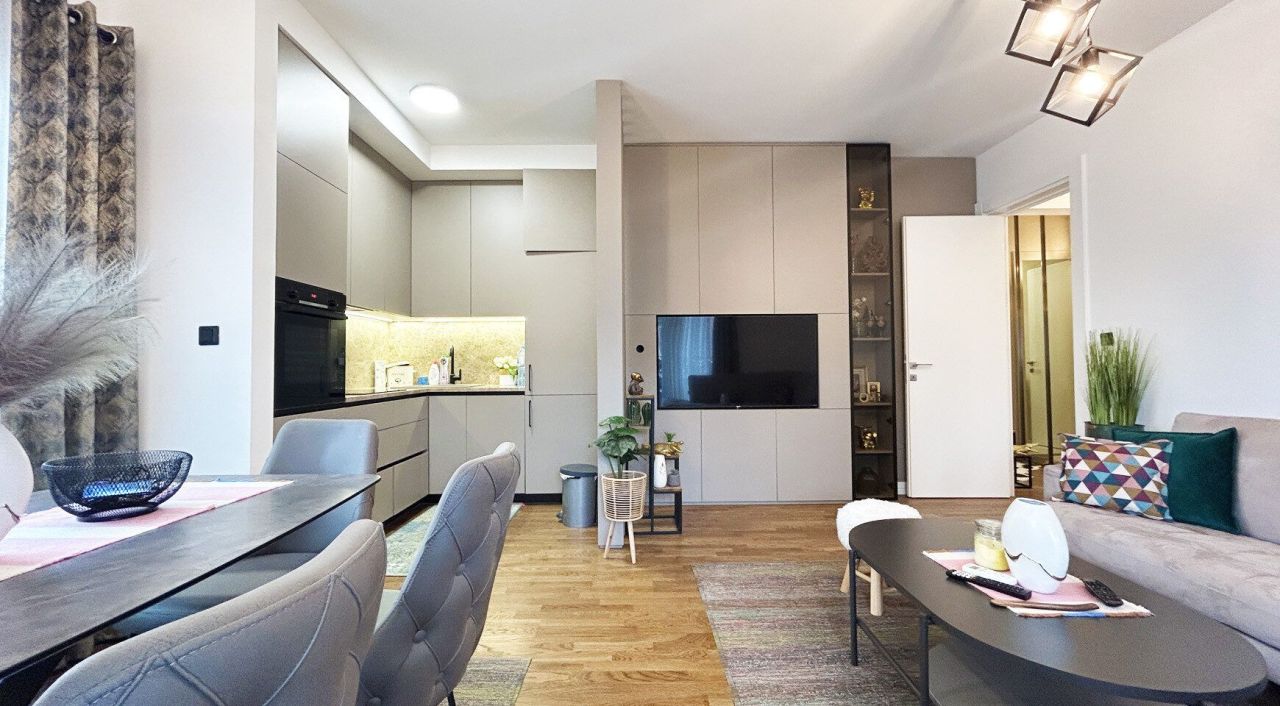 Flat in Tivat, Montenegro, 70 m² - picture 3