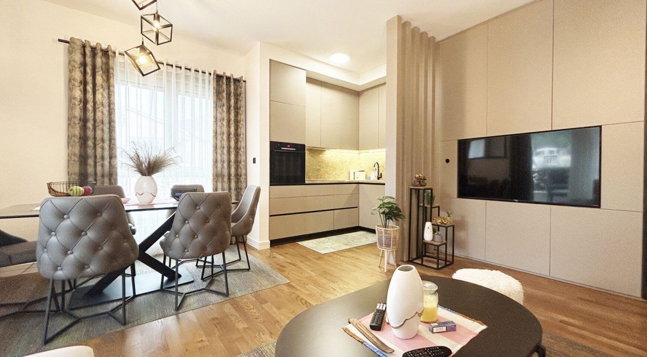 Appartement à Tivat, Monténégro, 70 m² - image 1