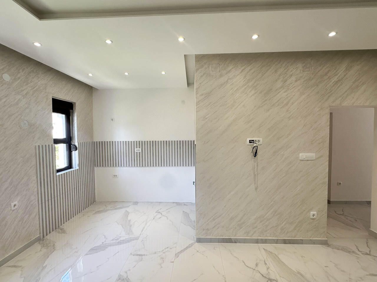 Piso en Tivat, Montenegro, 49 m² - imagen 8