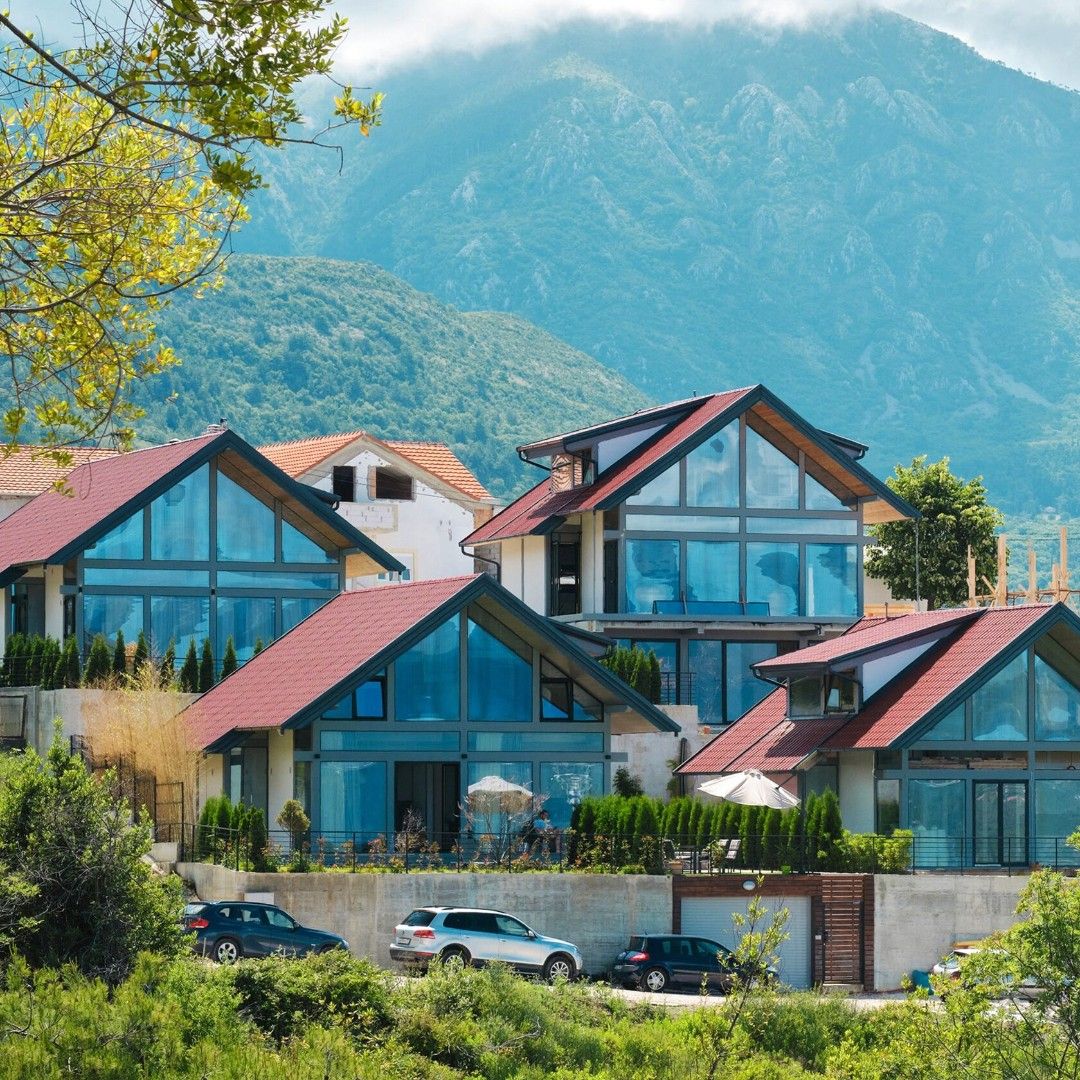 Haus in Tivat, Montenegro, 130 m² - Foto 2