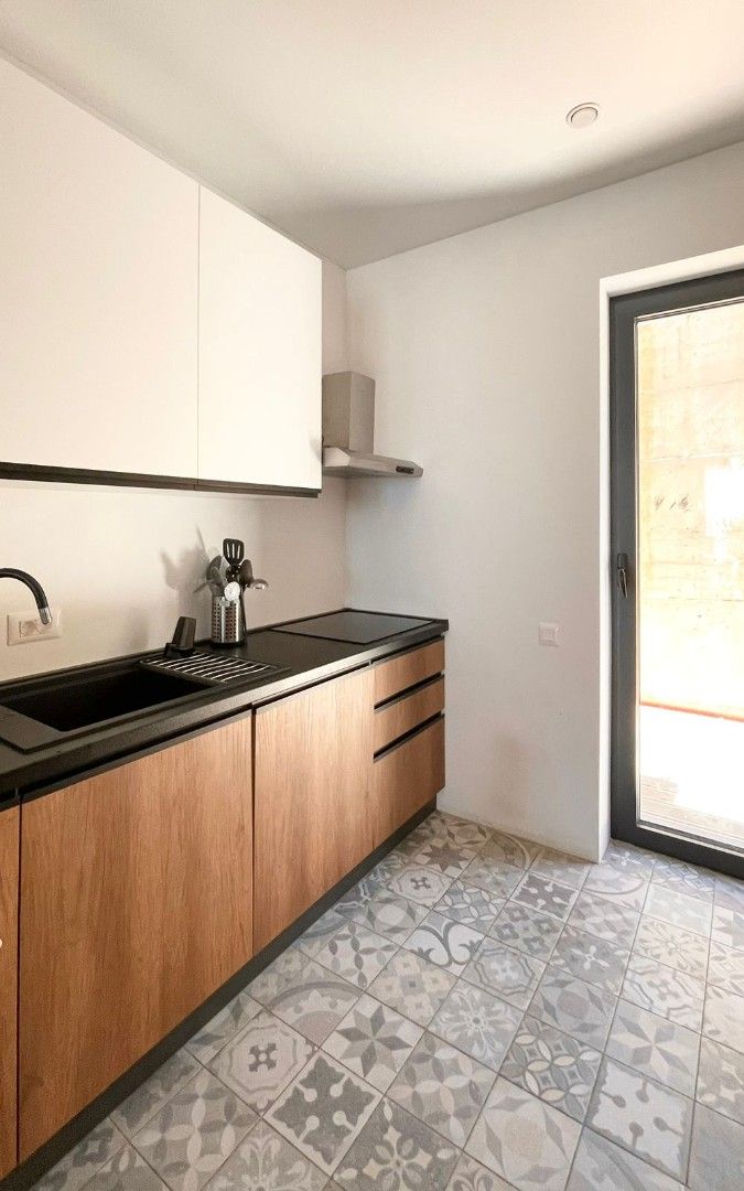 Haus in Tivat, Montenegro, 130 m² - Foto 9