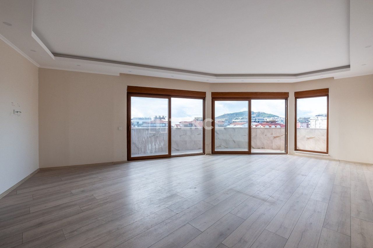 Bureau à Alanya, Turquie, 150 m² - image 5