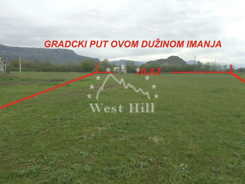 Terreno a Danilovgrad, Montenegro, 10 000 m2 - foto 1