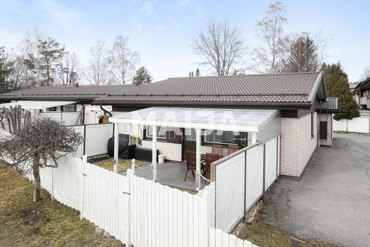 Flat in Riihimaki, Finland, 115 m² - picture 1