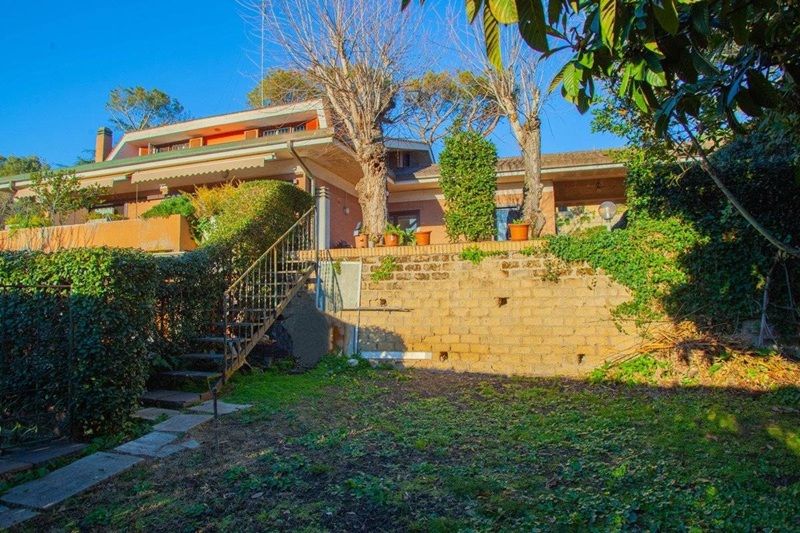 Villa à Rome, Italie, 400 m² - image 5