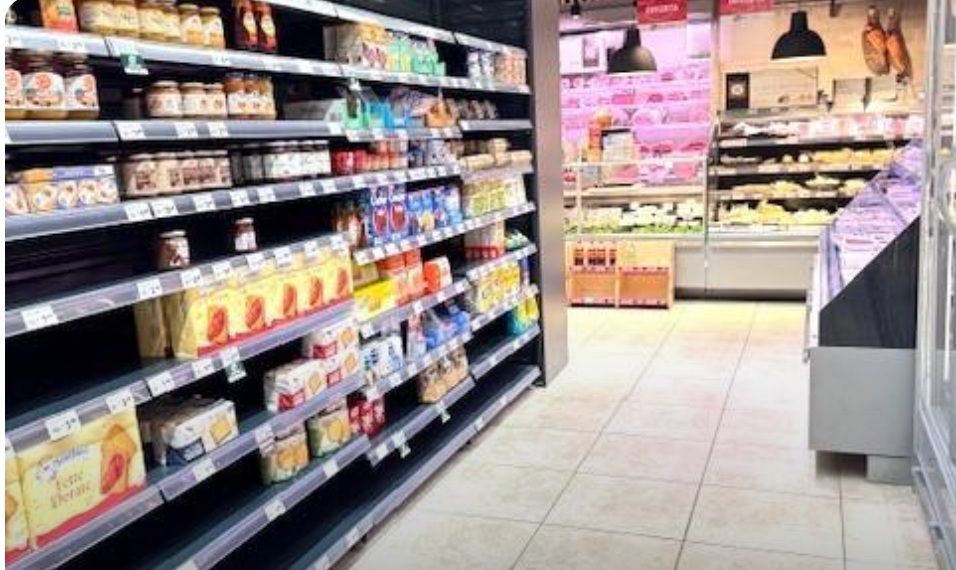 Shop in Rome, Italy, 450 m² - picture 8