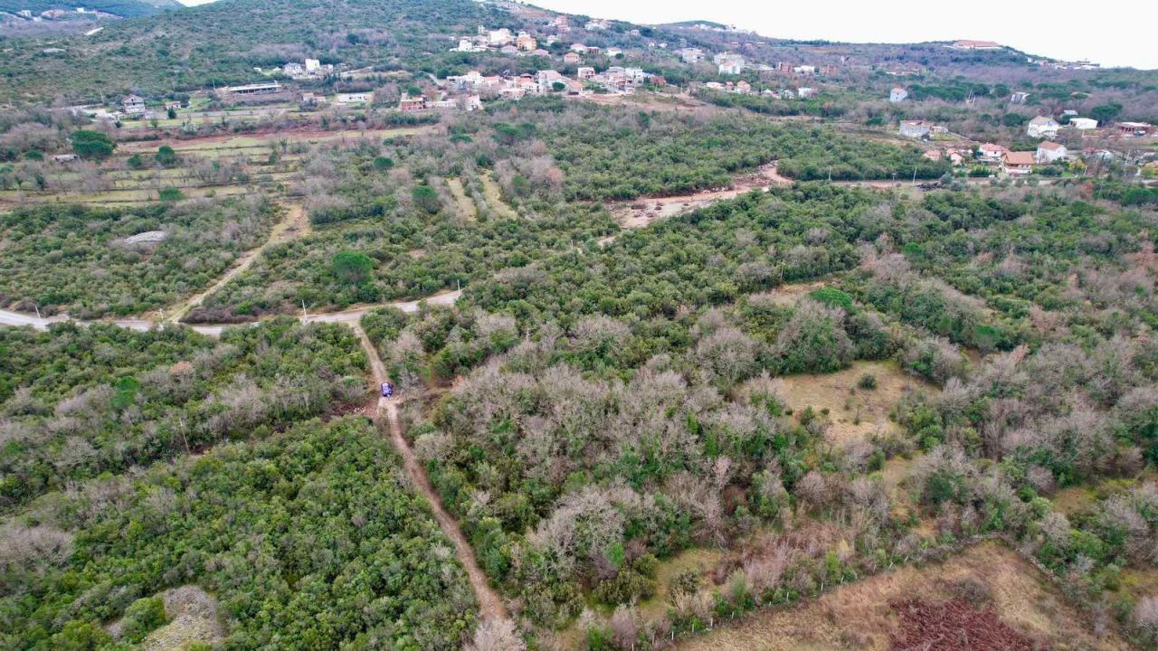 Terrain Zagora, Monténégro, 4 530 m² - image 1