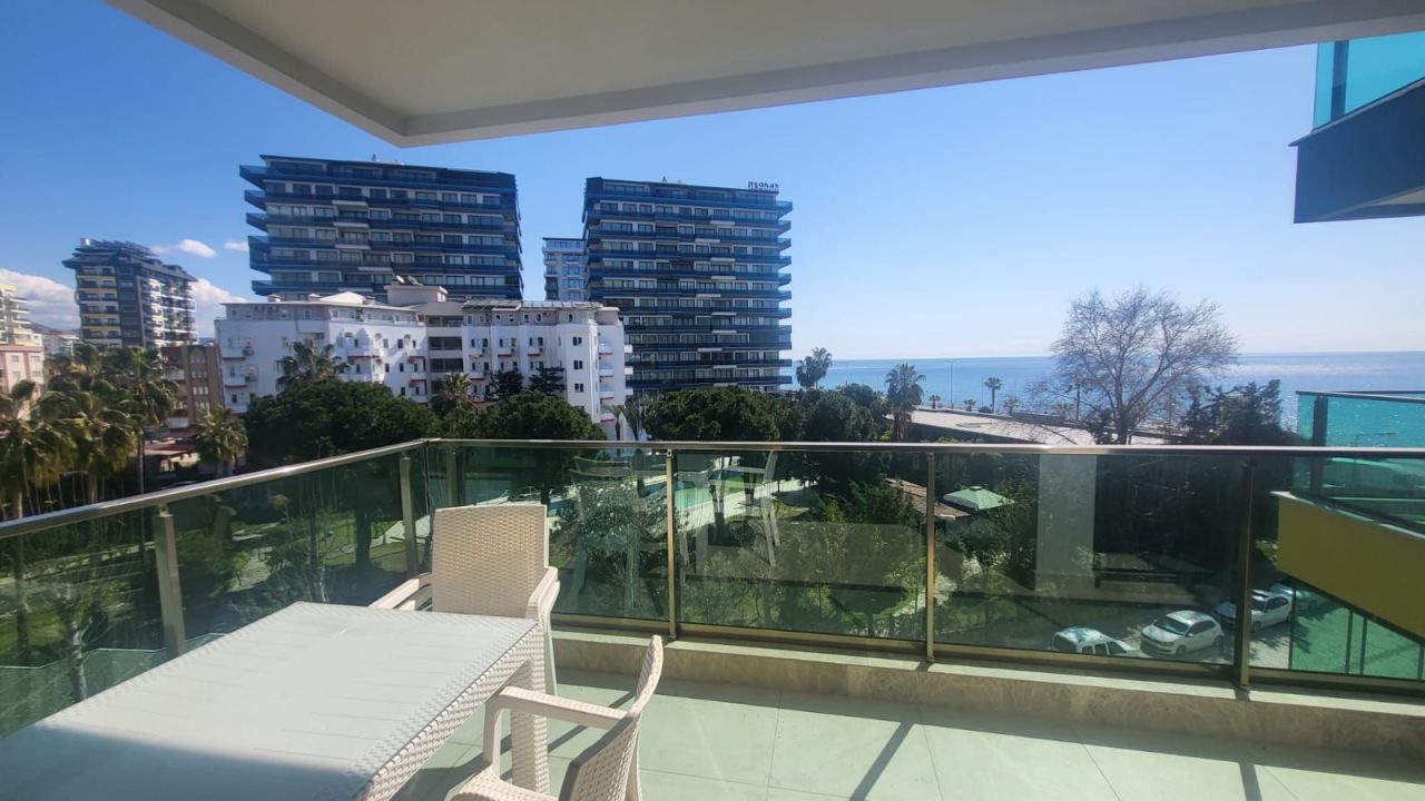 Flat in Alanya, Turkey, 68 m² - picture 2