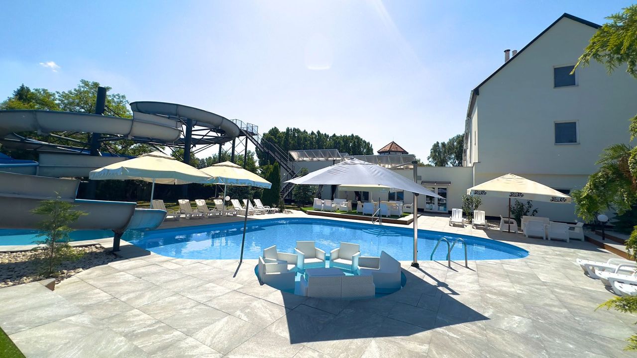 Hotel in Kecskemét, Ungarn, 2 100 m² - Foto 3