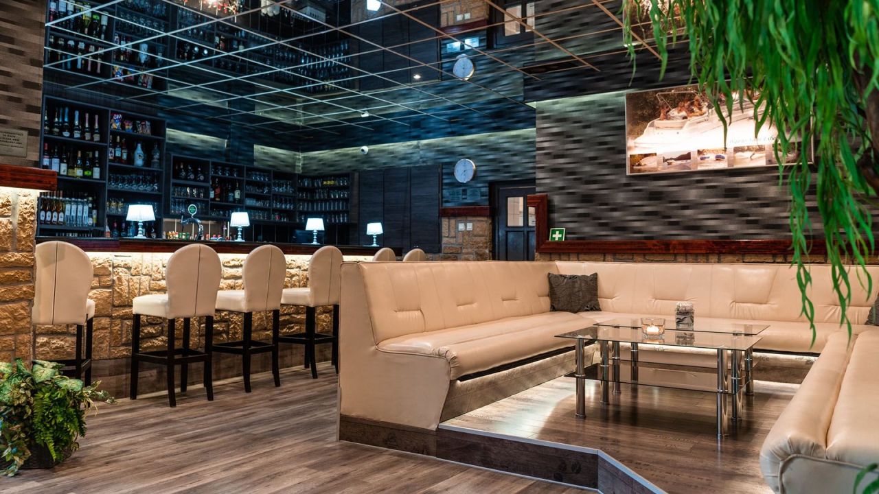 Hotel in Kecskemét, Ungarn, 2 100 m² - Foto 13