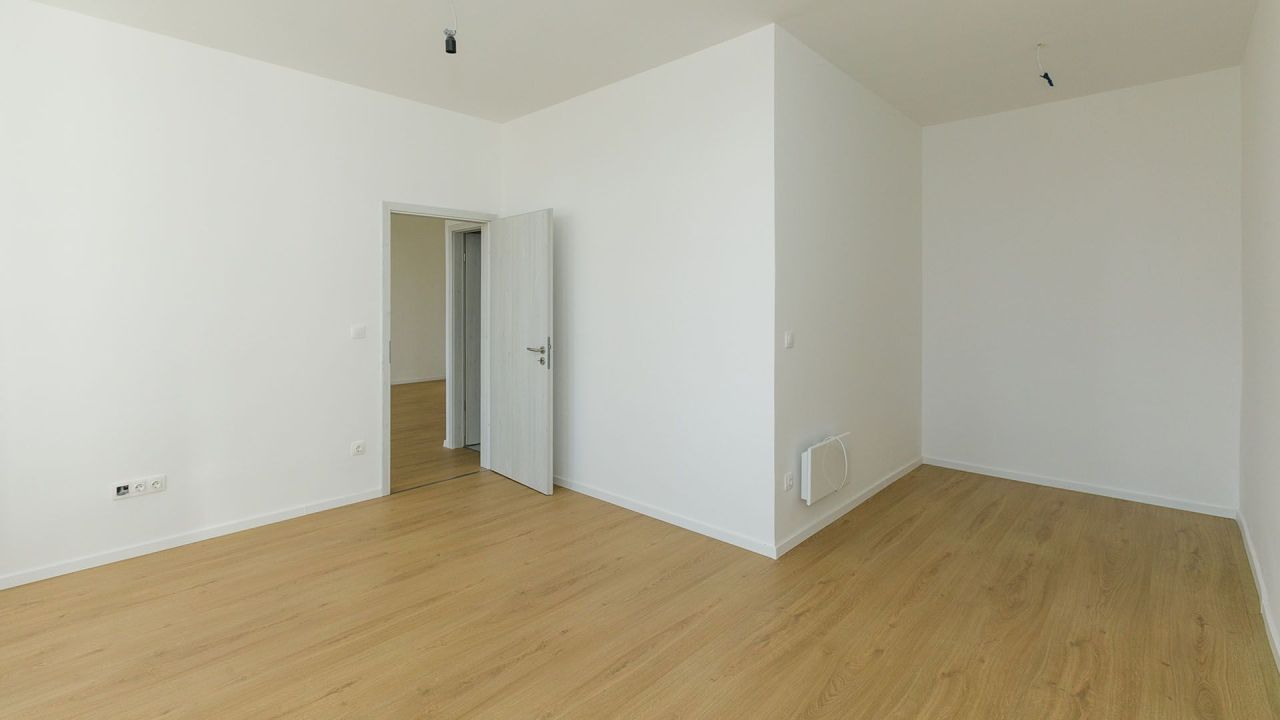 Hôtel à Zalaegerszeg, Hongrie, 323 m² - image 13
