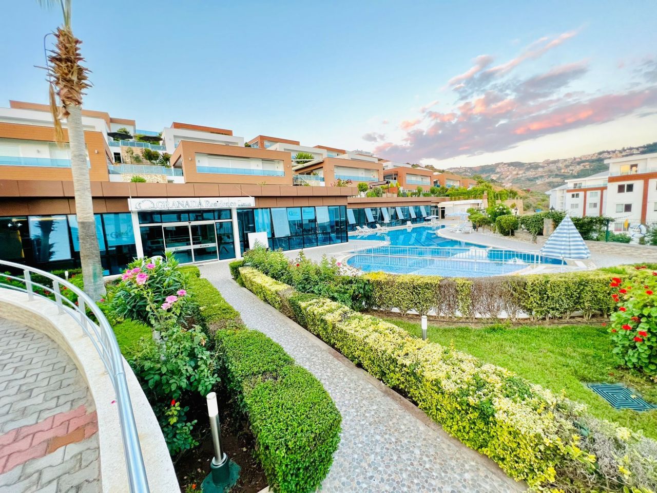 Villa in Alanya, Turkey, 280 m² - picture 1