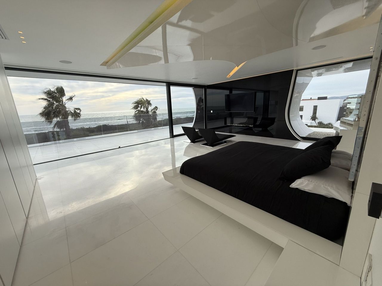 Villa en Gava Mar, España, 1 260 m² - imagen 11