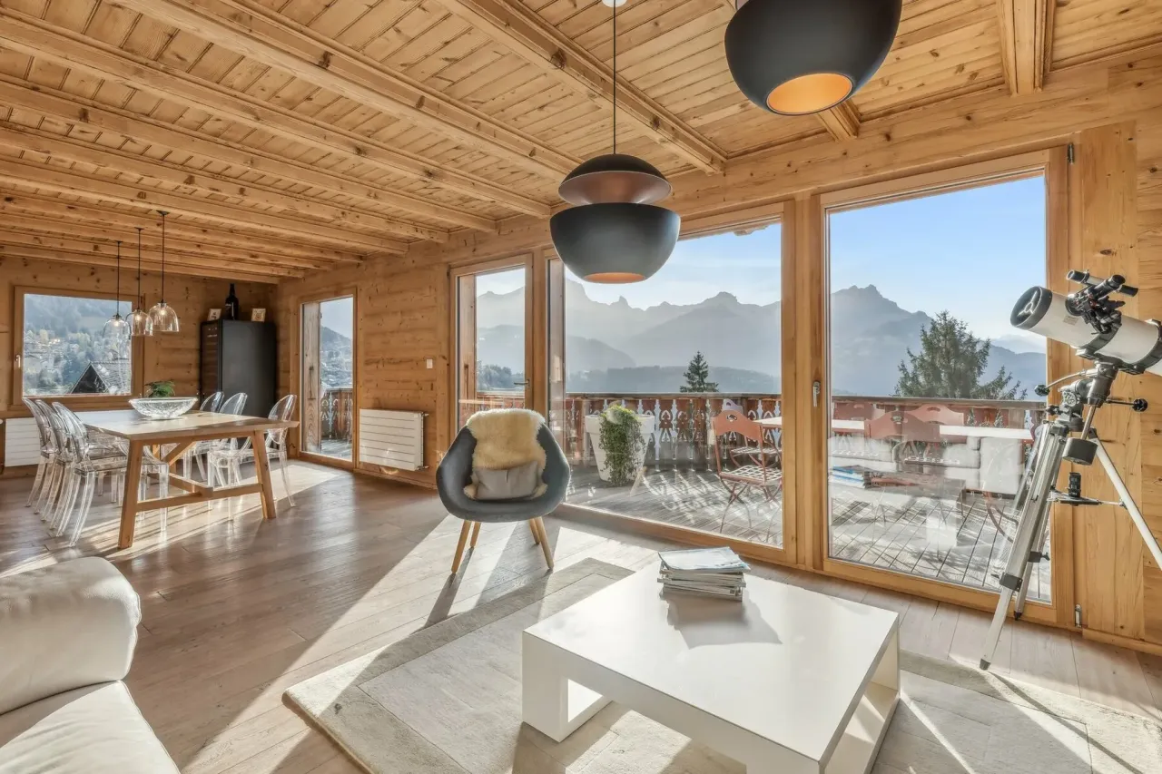Maison dans le Canton de Vaud, Suisse, 256 m² - image 1