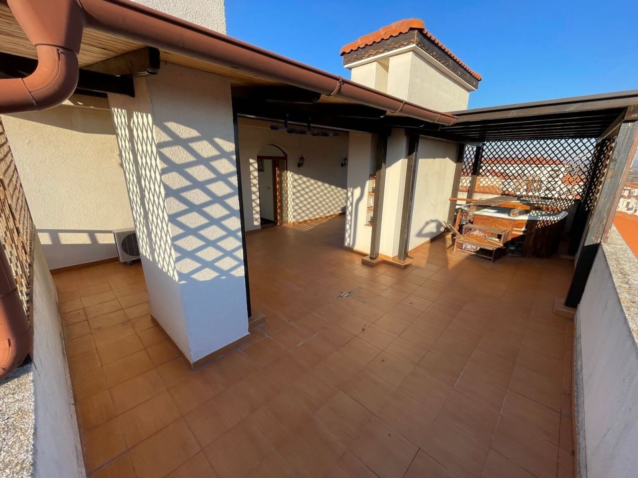 Appartement à Aheloy, Bulgarie, 160 m² - image 1