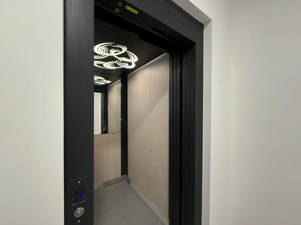 Flat in Athens, Greece, 110 m² - picture 10