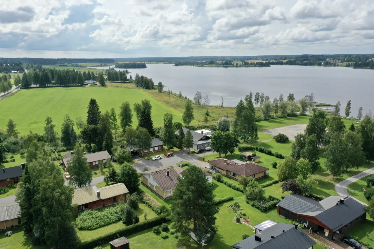 Casa en Ahtari, Finlandia, 160 m² - imagen 1