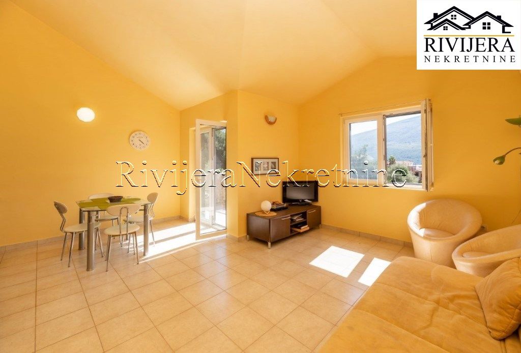 Flat in Herceg-Novi, Montenegro, 50 m² - picture 1