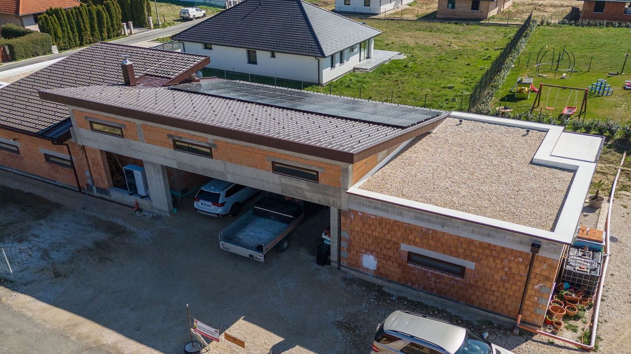 Haus in Keszthely, Ungarn, 224 m² - Foto 1