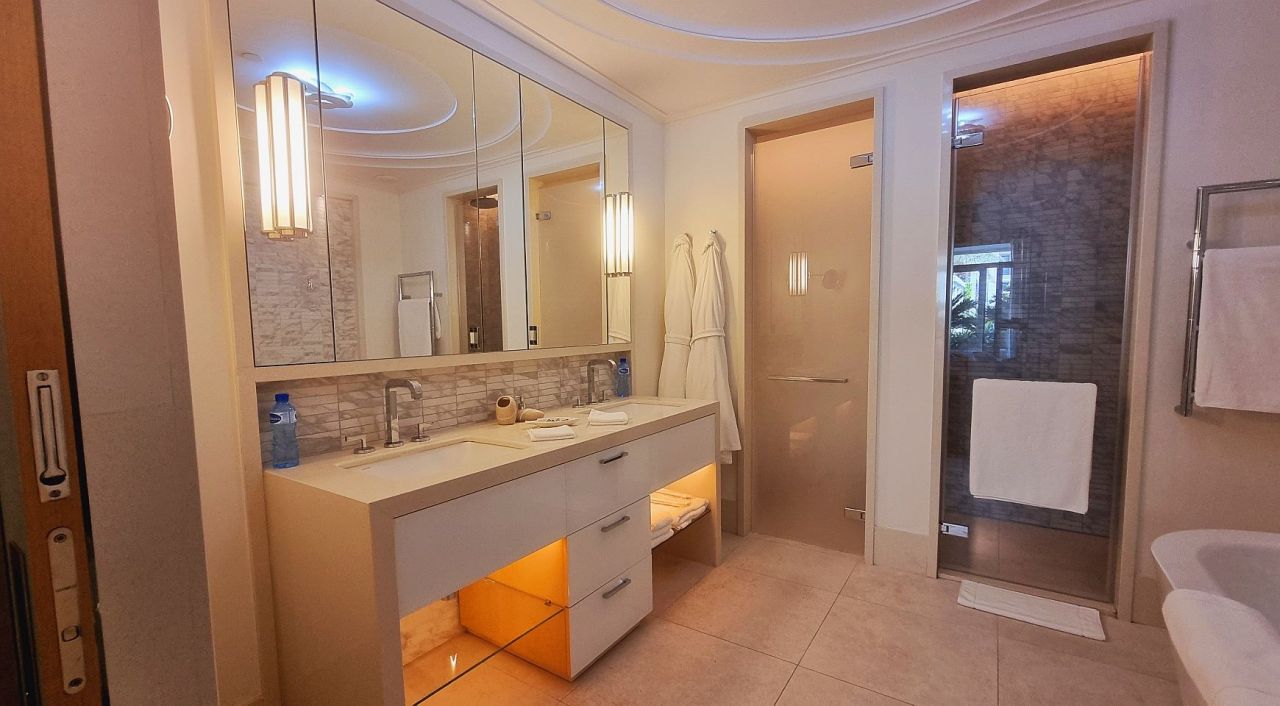 Apartment in Tivat, Montenegro, 74 m² - picture 13