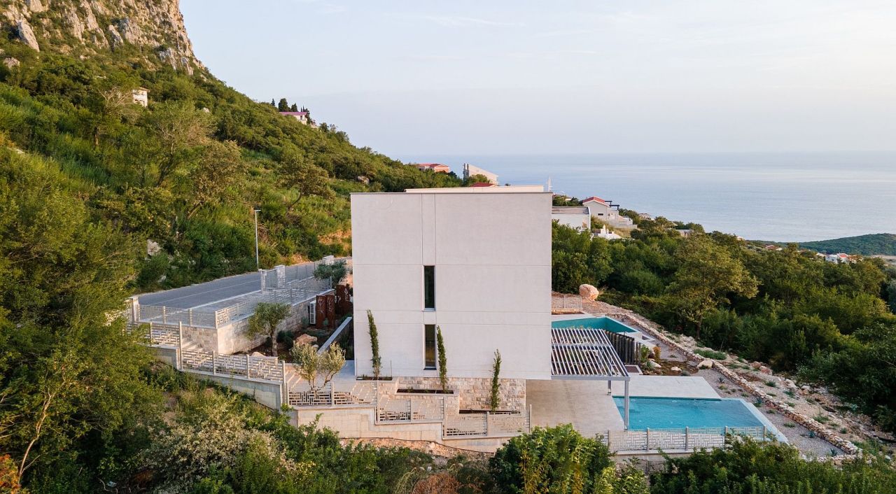 Villa in Sveti Stefan, Montenegro, 230 m² - picture 7