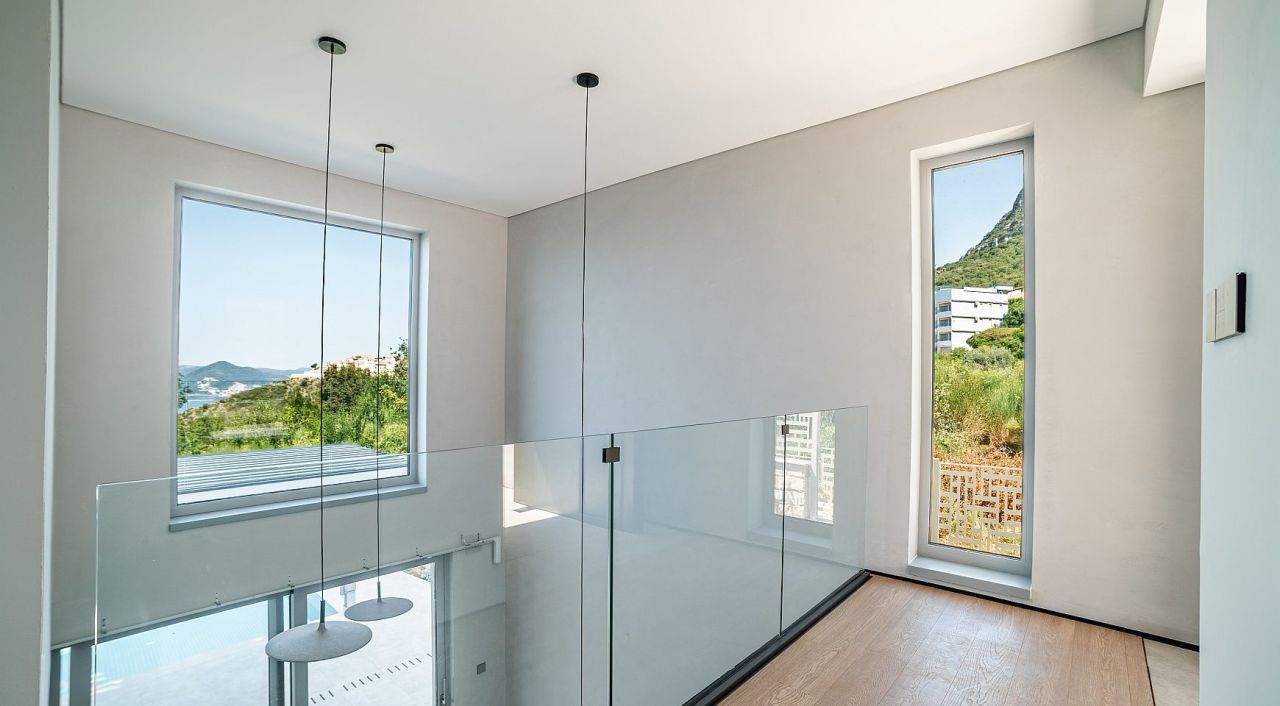 Villa in Sveti Stefan, Montenegro, 230 m² - picture 9