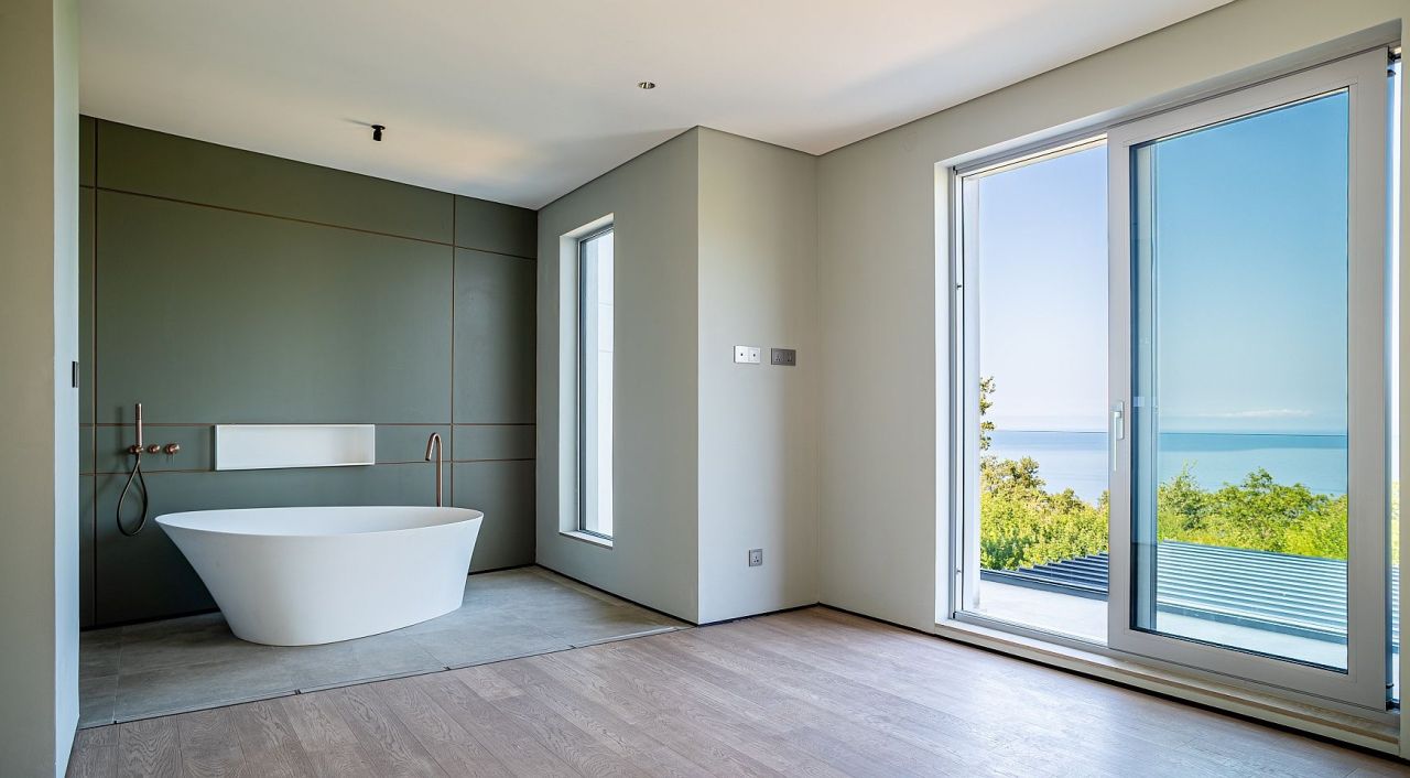 Villa in Sveti Stefan, Montenegro, 230 m² - picture 12