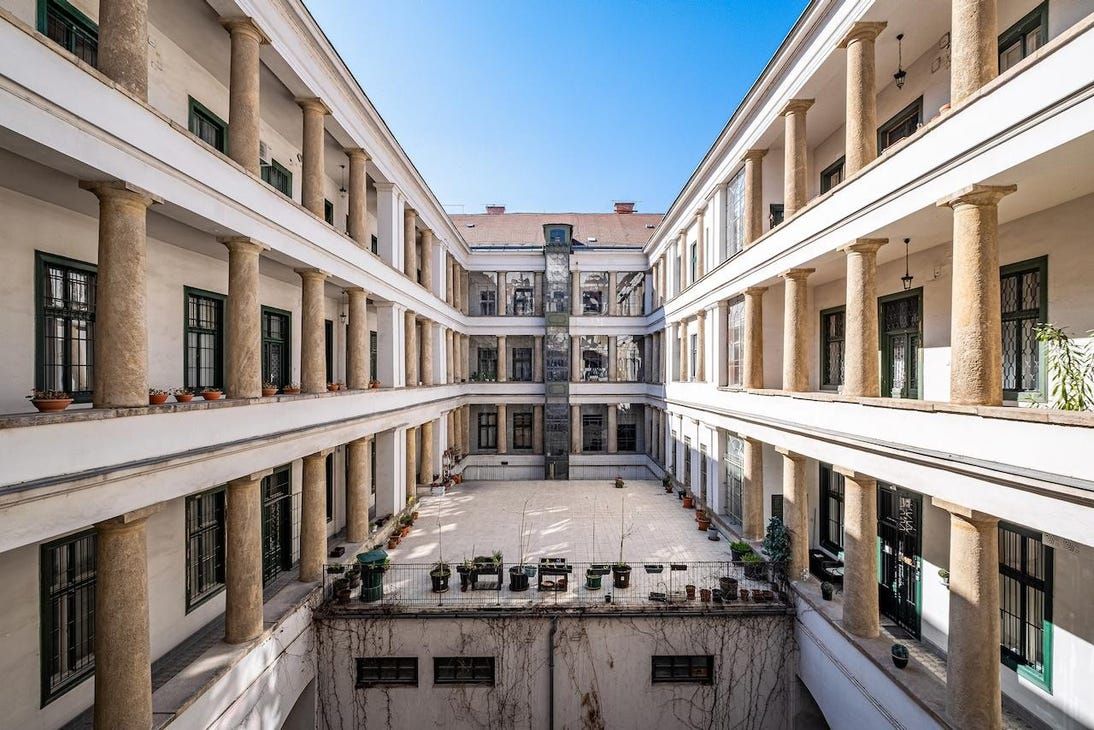 Apartment in Budapest, Hungary, 50 m² - picture 12