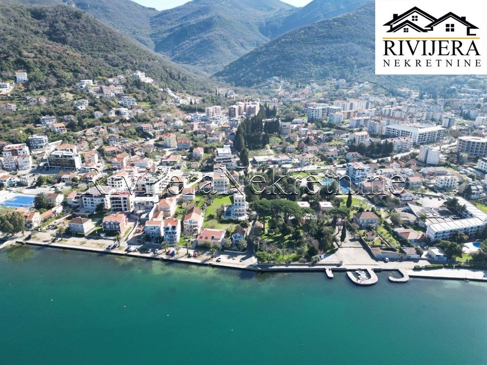 Villa à Tivat, Monténégro, 500 m² - image 4