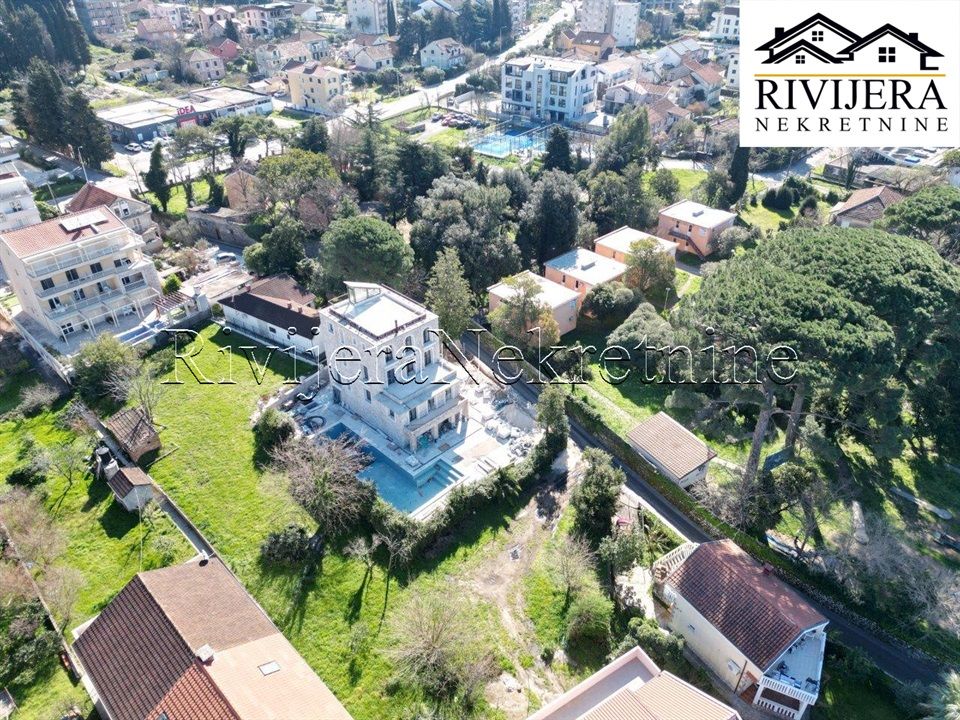 Villa à Tivat, Monténégro, 500 m² - image 6