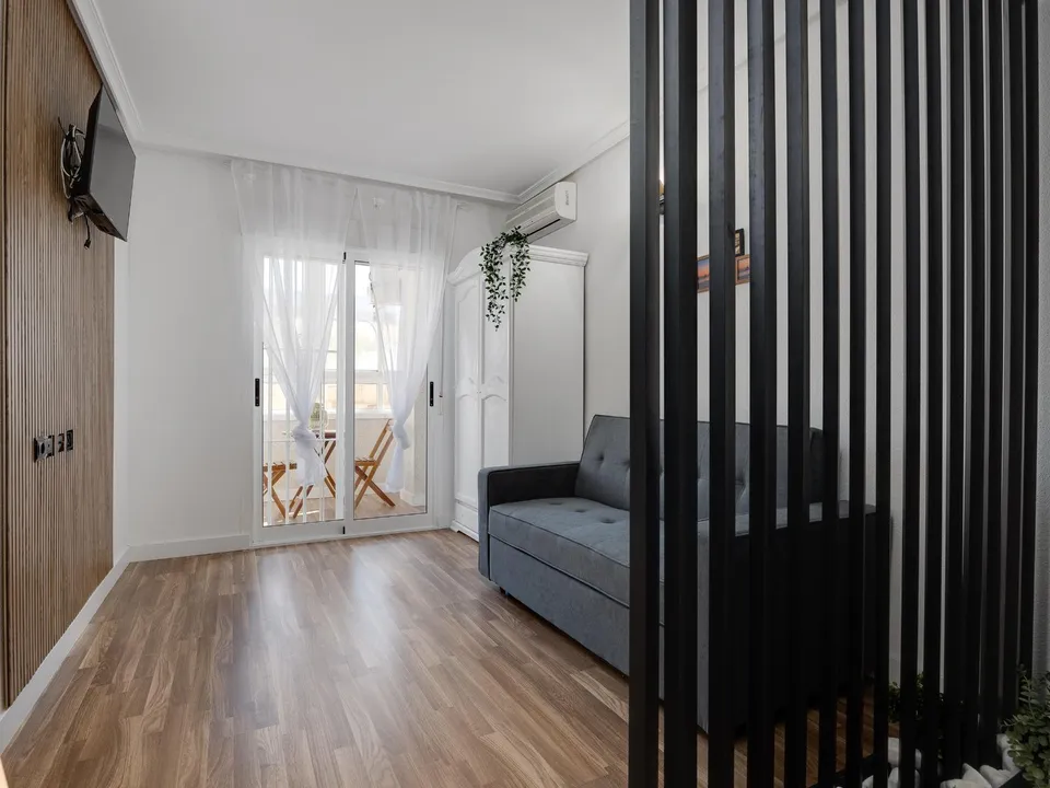 Studio in Torrevieja, Spain, 45 m² - picture 4