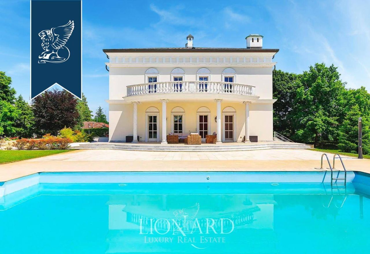 Villa en Pavía, Italia, 1 800 m² - imagen 4