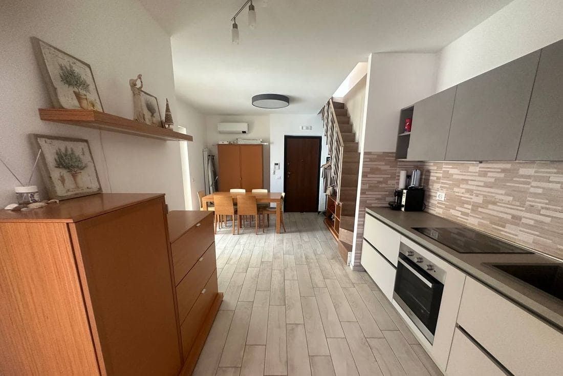 Wohnung in Rom, Italien, 100 m² - Foto 1