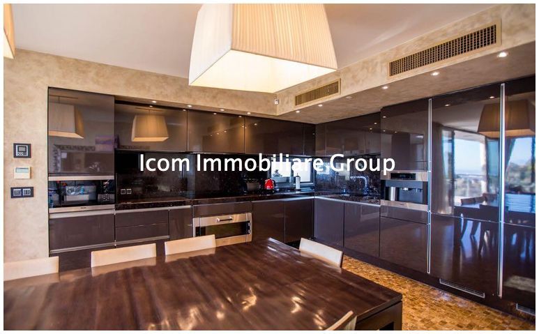 Villa in Cannes, France, 320 m² - picture 9